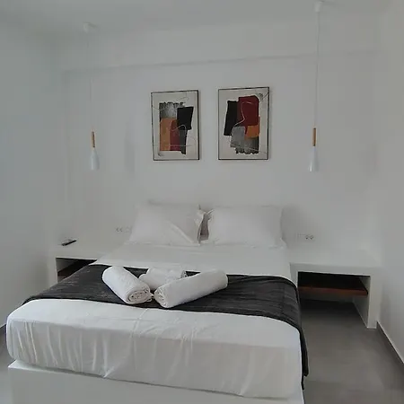 Iraμar Luxury Iiι-3 * Páros